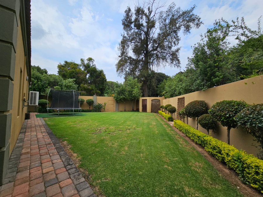 5 Bedroom Property for Sale in Jim Fouchepark Free State